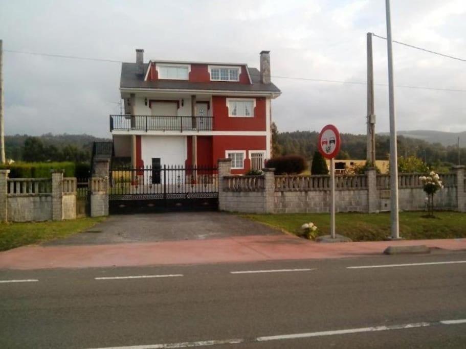 Apartamento En Las Afueras Ribadeo Eksteriør bilde